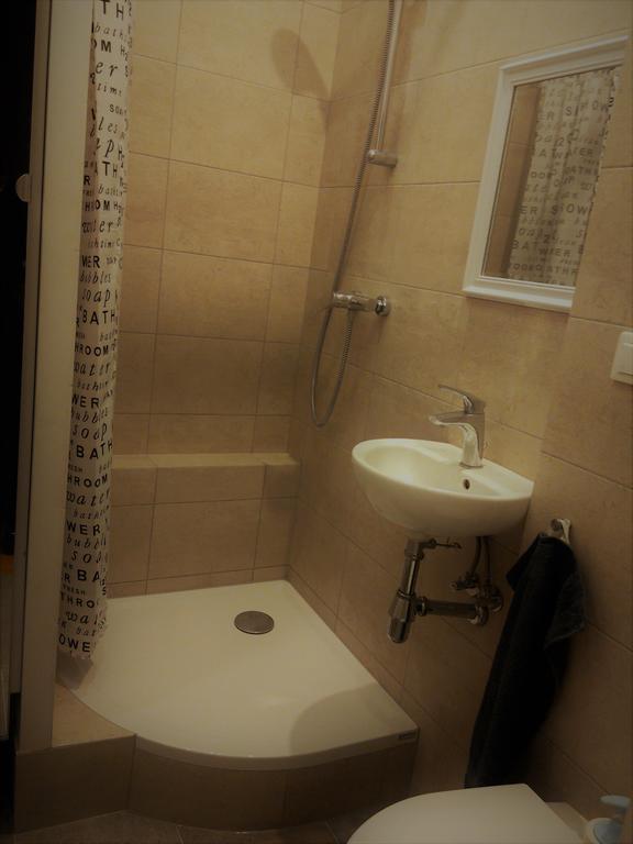Przytulna Kawalerka W Kamienicy Apartment Olsztyn  Exterior foto
